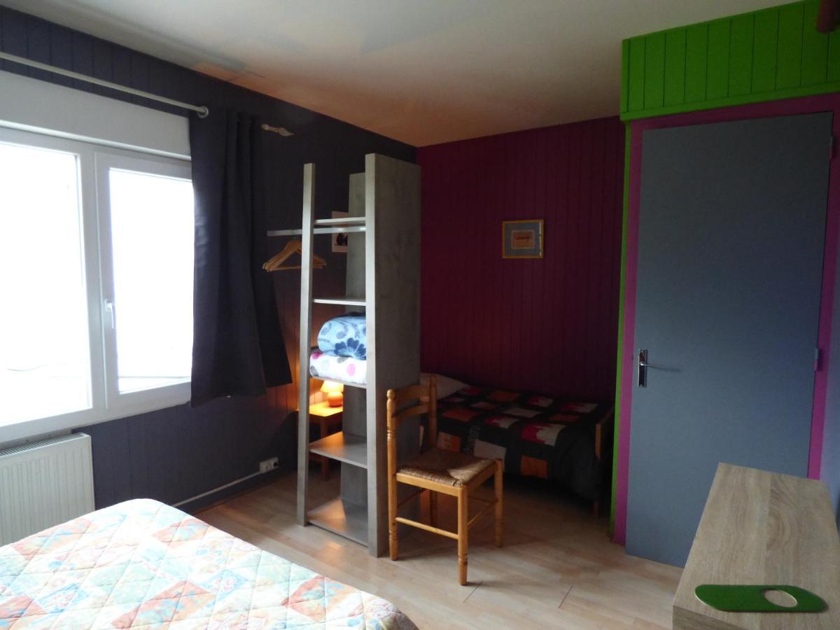 Hotel Restaurant La Chaumiere Du Lac Clairvaux-les-Lacs Bagian luar foto